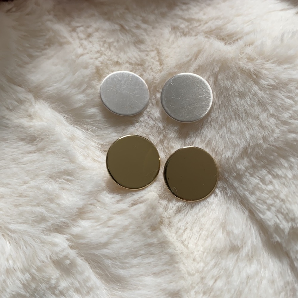 Flat disk earrings - set of 2